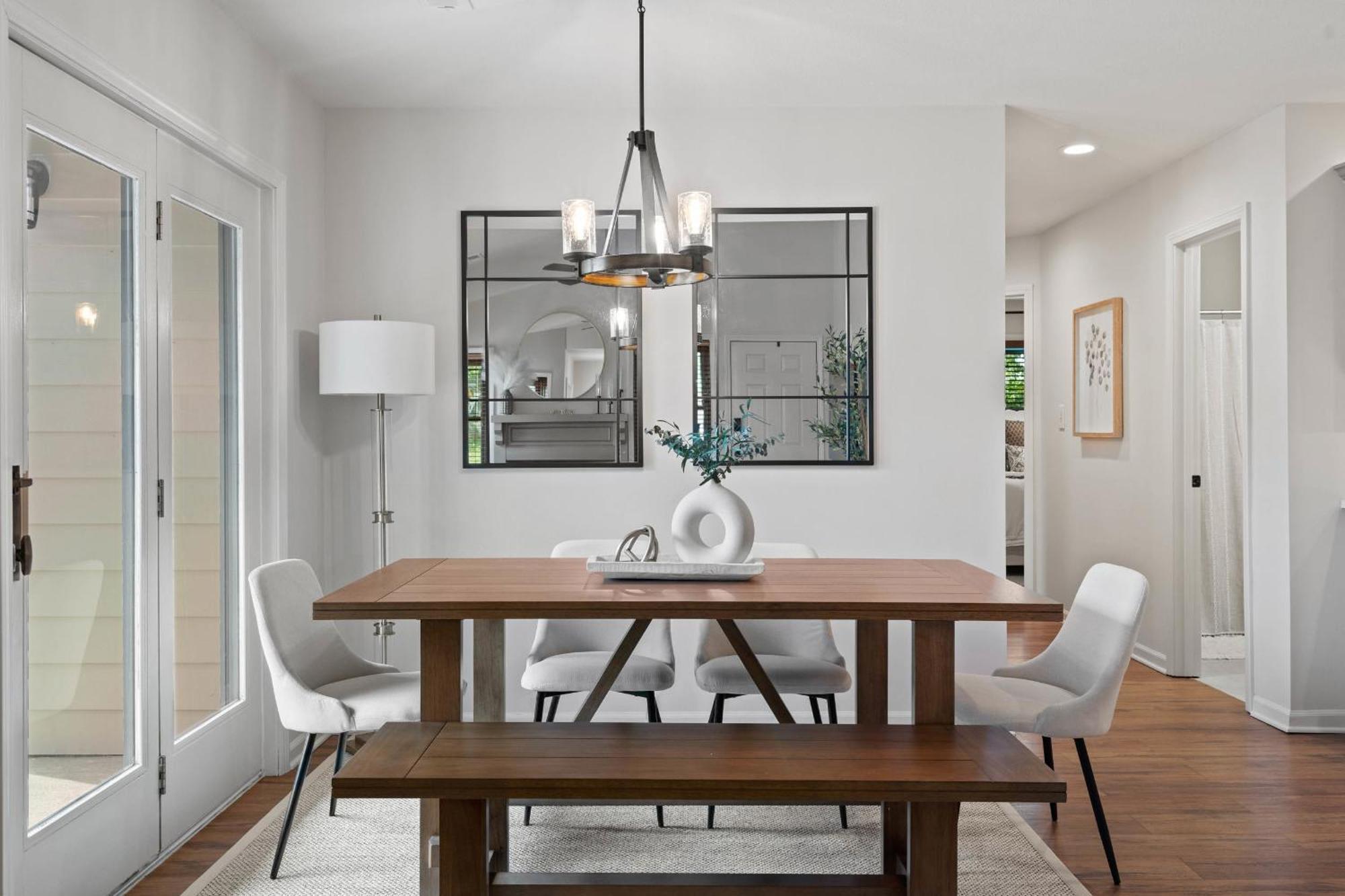 1 5 Miles To Mizzou ~ Spacious & Updated Home~ Columbia Eksteriør bilde